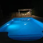 Agradable Con Piscina Y Vistas Al Mar * 칼페