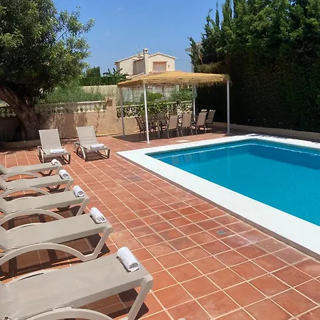 Agradable Con Piscina Y Vistas Al Mar Villa Calpe