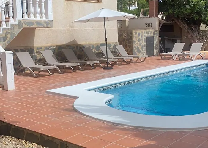 Villa Agradable Con Piscina Y Vistas Al Mar *